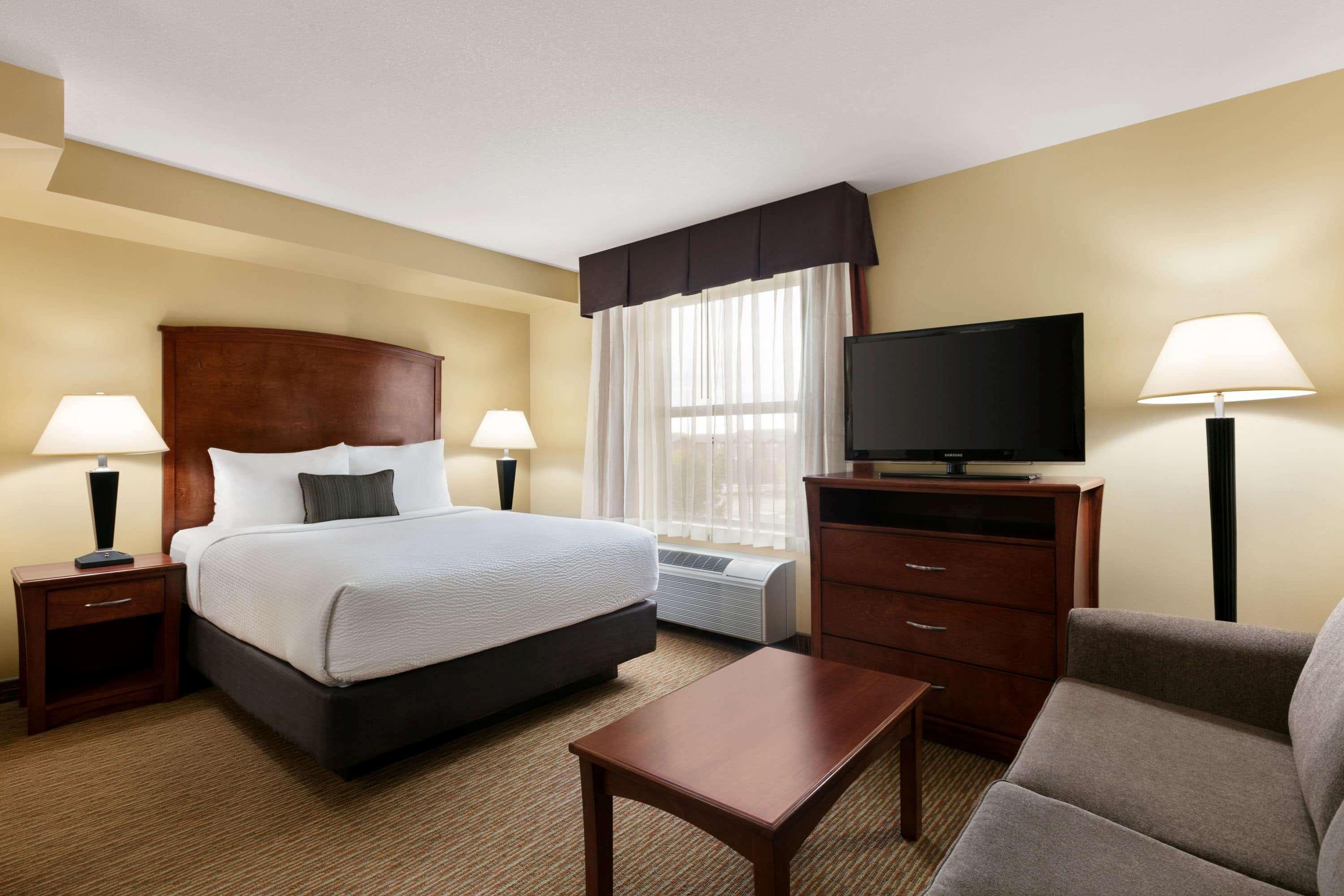 Days Inn & Suites By Wyndham Sherwood Park Edmonton Extérieur photo