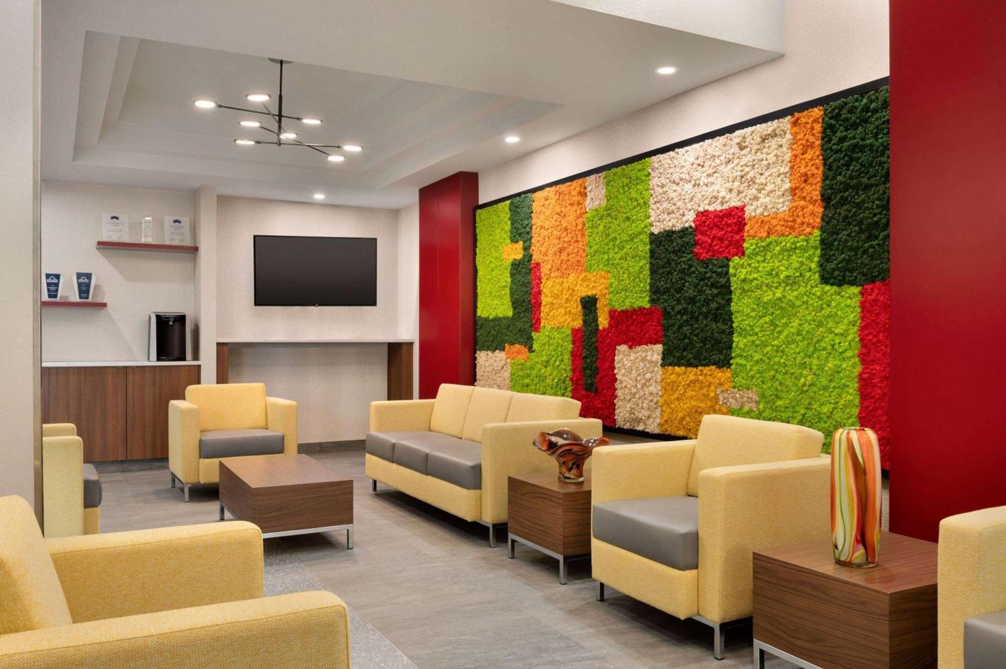 Days Inn & Suites By Wyndham Sherwood Park Edmonton Extérieur photo